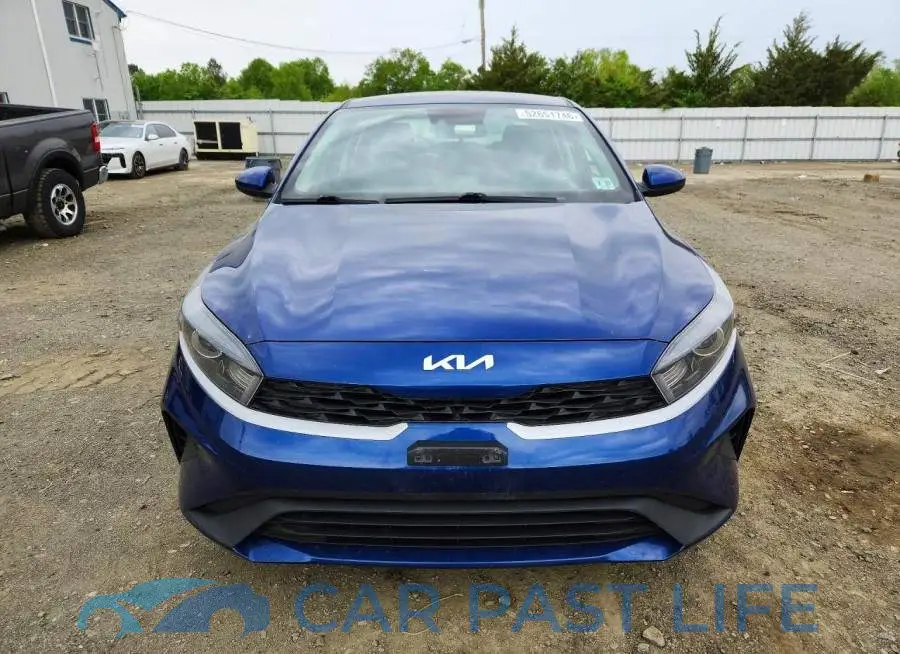3KPF24AD5NE499745# 5