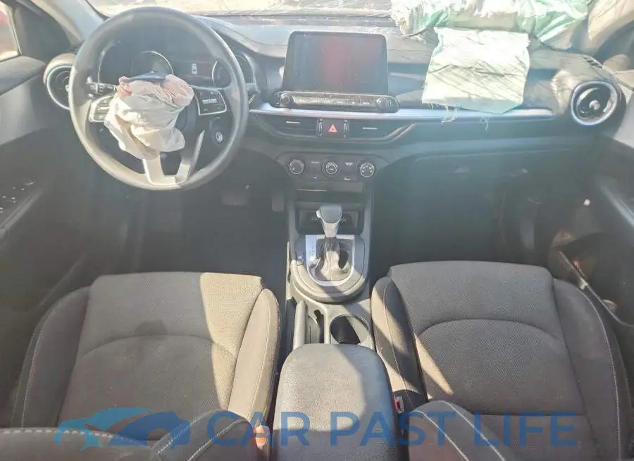 3KPF24AD5PE524873# 8