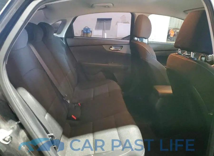 3KPF24AD6LE173532# 10