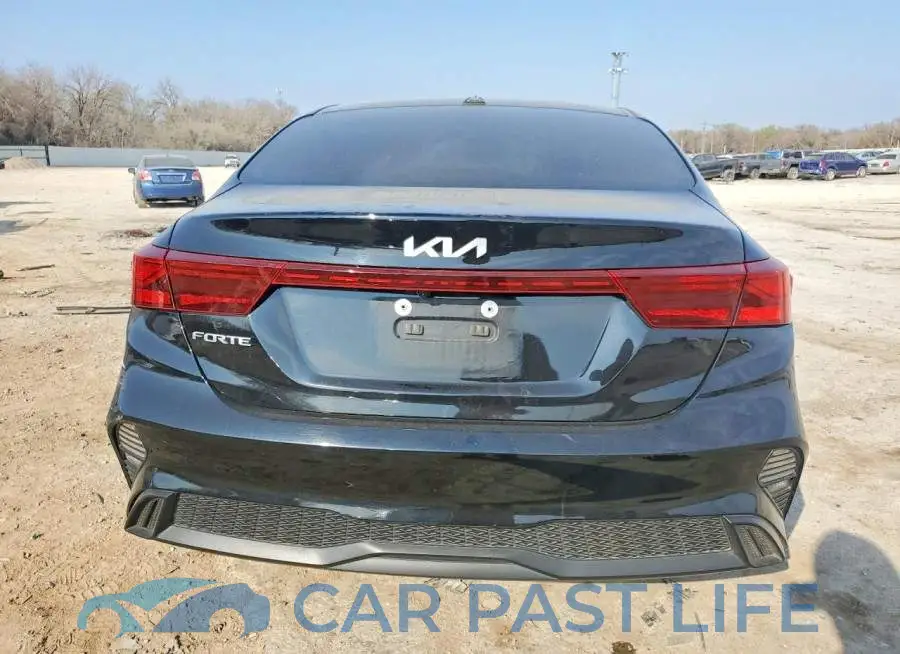 3KPF24AD8NE424974# 6