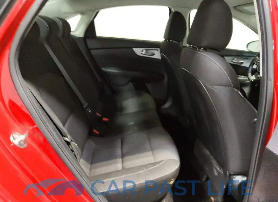 3KPF24AD8RE722513# 10