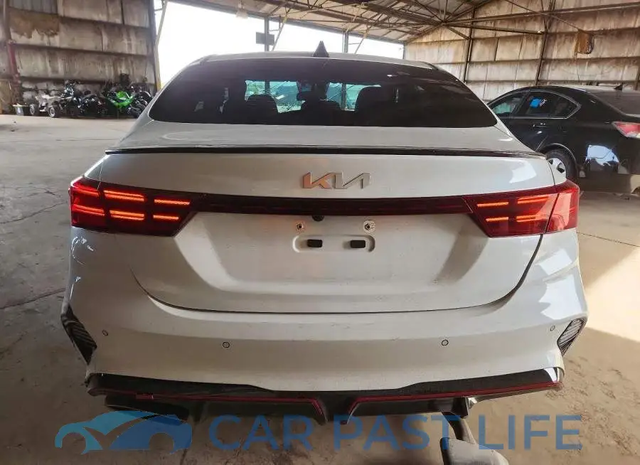 3KPF44AC6PE584257# 6