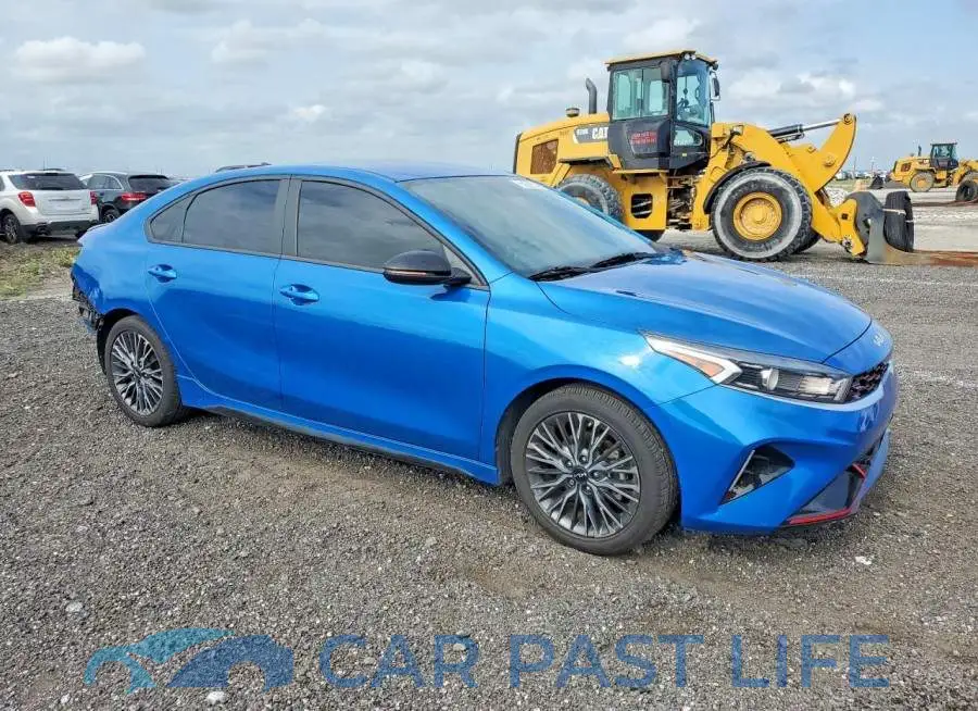 3KPF54AD2PE611170# 4