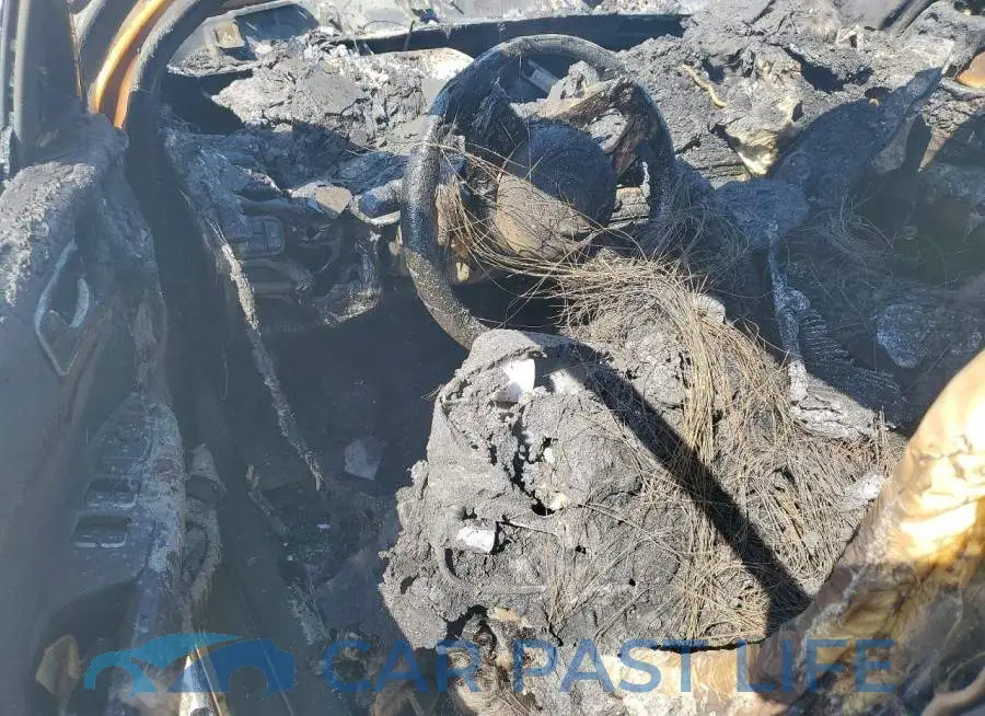 5XXGT4L36KG333680# 8