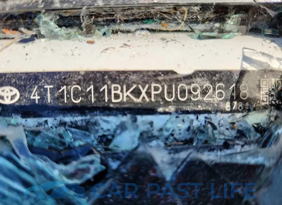 4T1C11BKXPU092618# 12