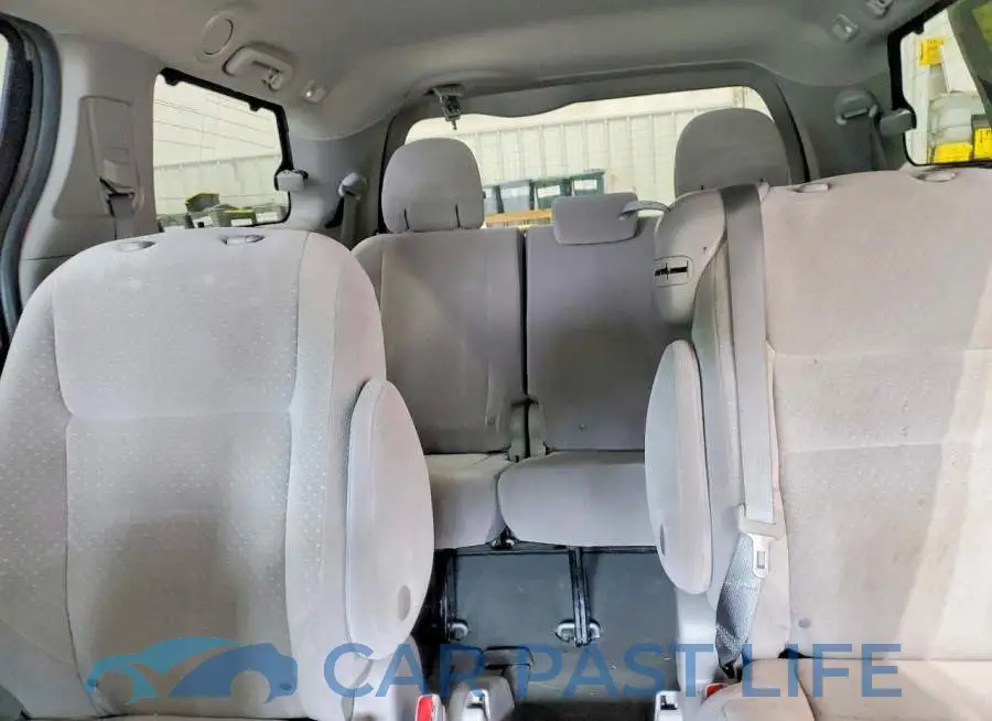 5TDKZ3DC6LS052755# 10