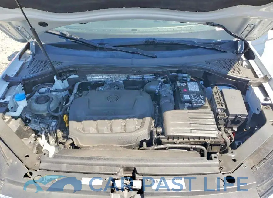 3VV3B7AX4JM194138# 11