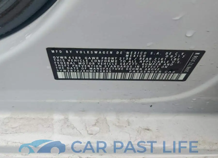 3VW2B7AJXHM414895# 12