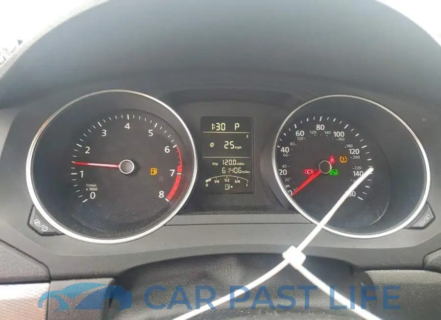 3VW2B7AJXHM414895# 9