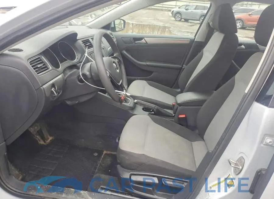 3VW2B7AJXHM414895# 7