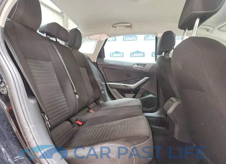3VW5M7BU8RM009779# 10