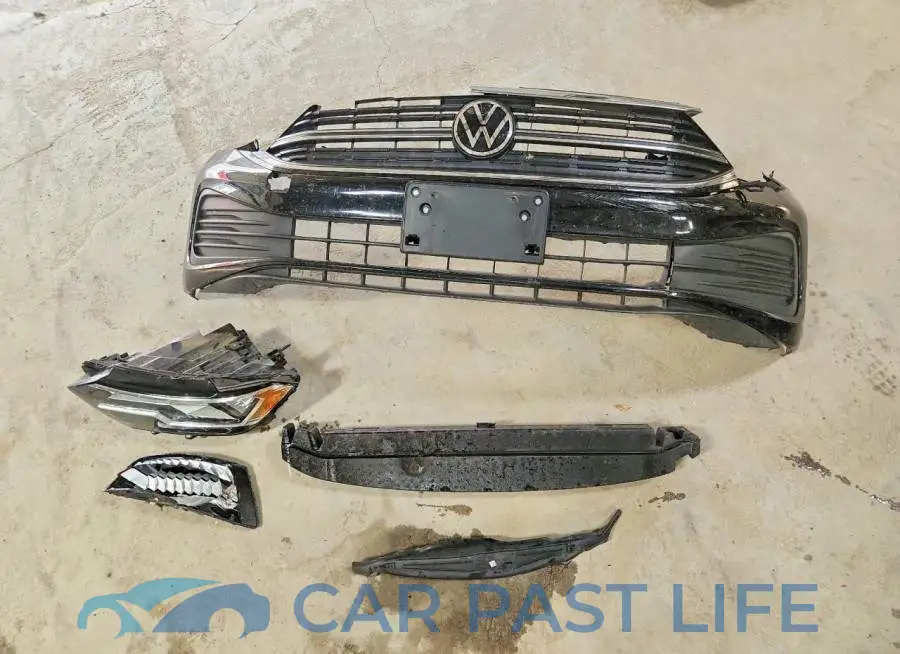 3VW5M7BU8RM009779# 12