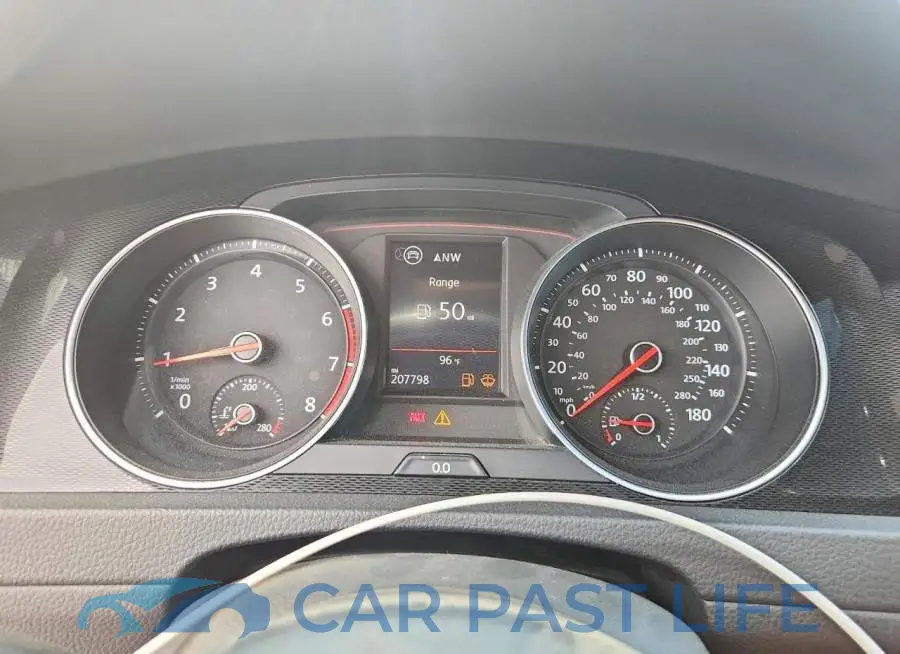 3VW5T7AU4HM042927# 9