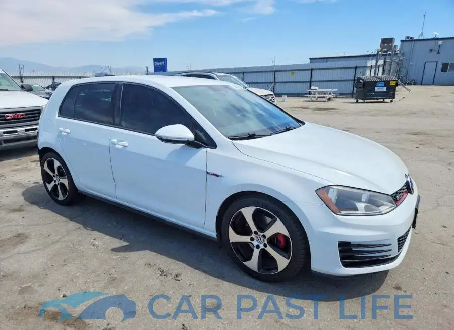 3VW5T7AU4HM042927# 4