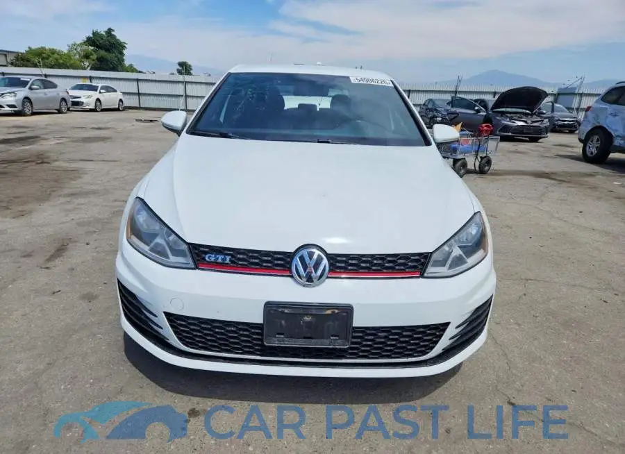 3VW5T7AU4HM042927# 5