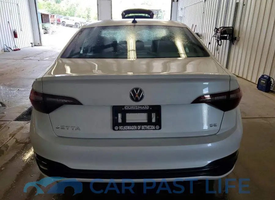 3VW7M7BU8PM025051# 6