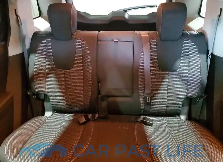 2GKFLTE39H6215504# 10