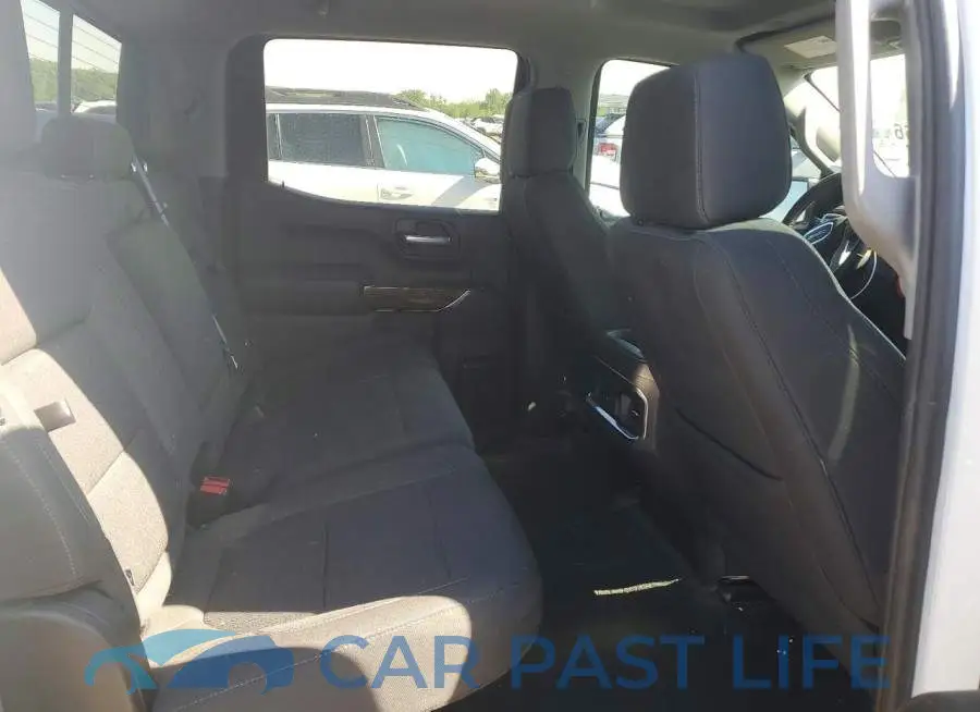 3GTU9CED2MG175226# 10
