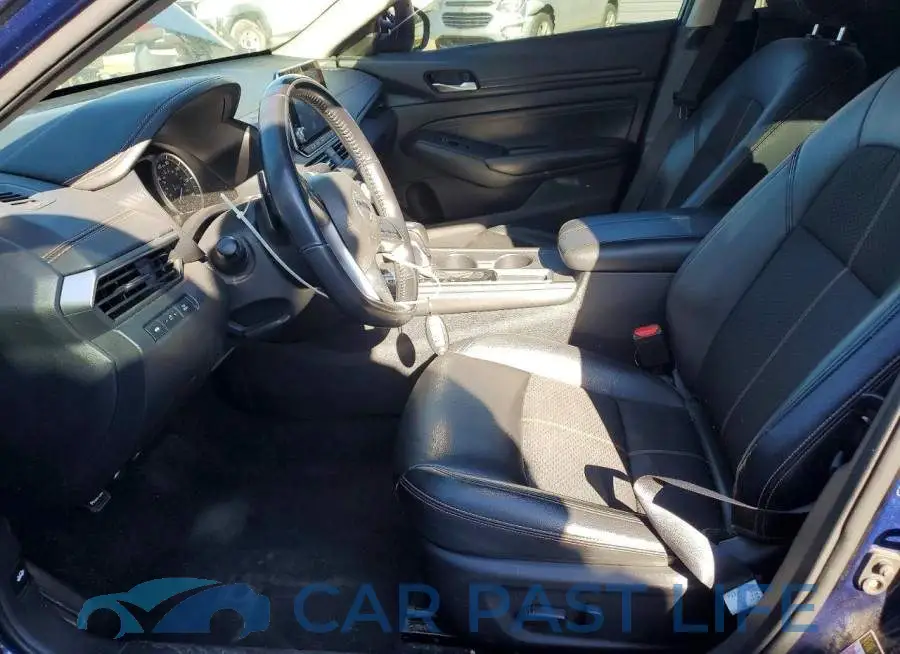 1N4BL4CV2LC171825# 7