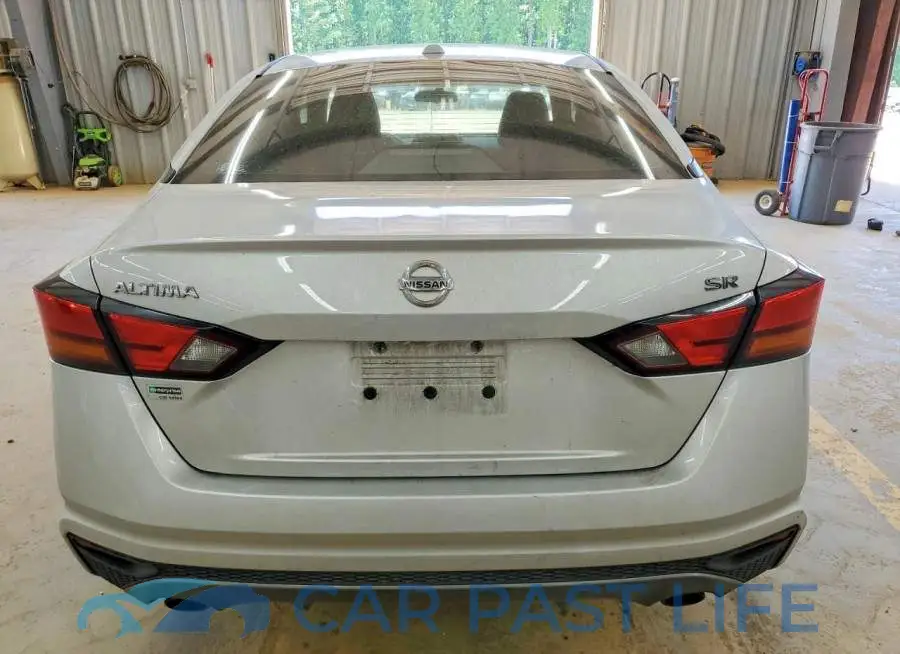 1N4BL4CV4KC198104# 6