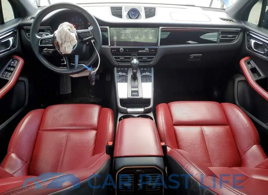 WP1AA2A53PLB15626# 8