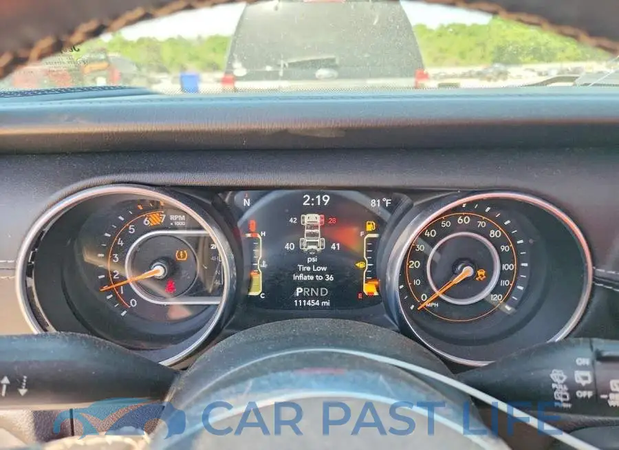 1C4HJXEN8JW295523# 9