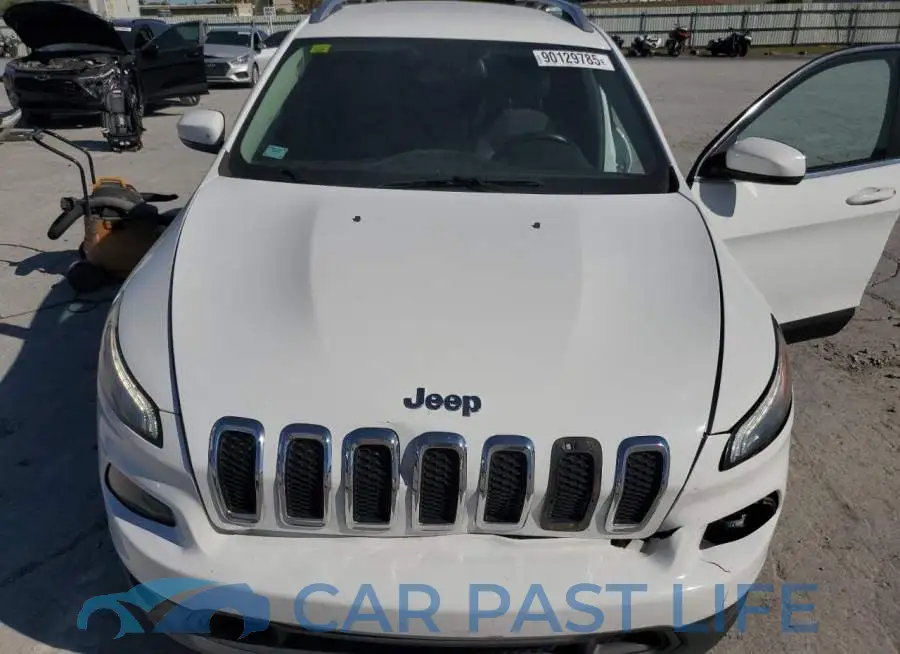 1C4PJLCB3HW592674# 12