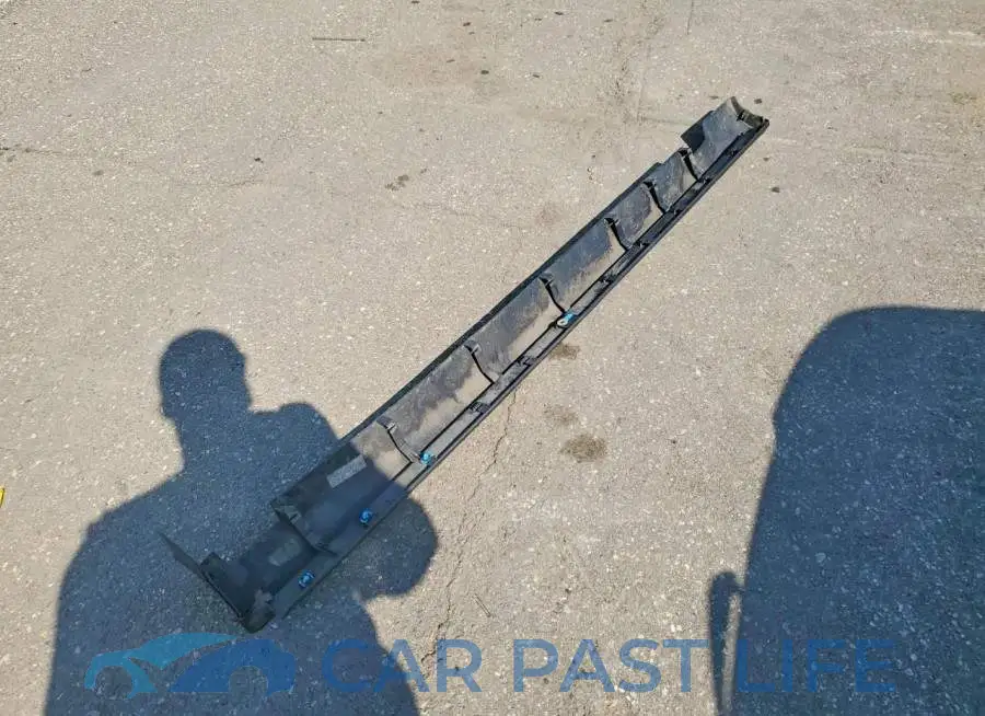 1C4PJLCB6HW593527# 13