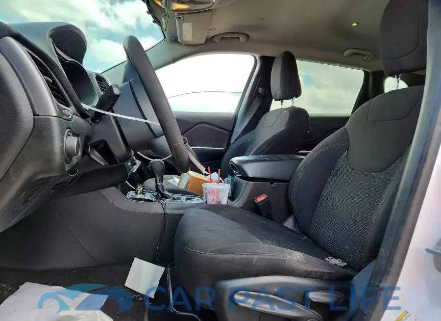1C4PJLCB6LD605728# 7