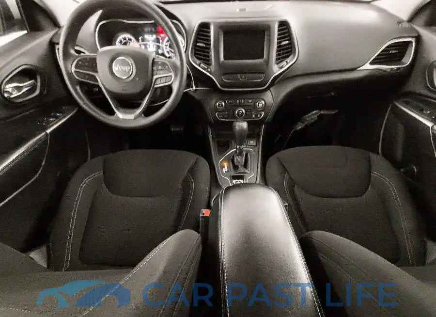 1C4PJLCB8LD561618# 8