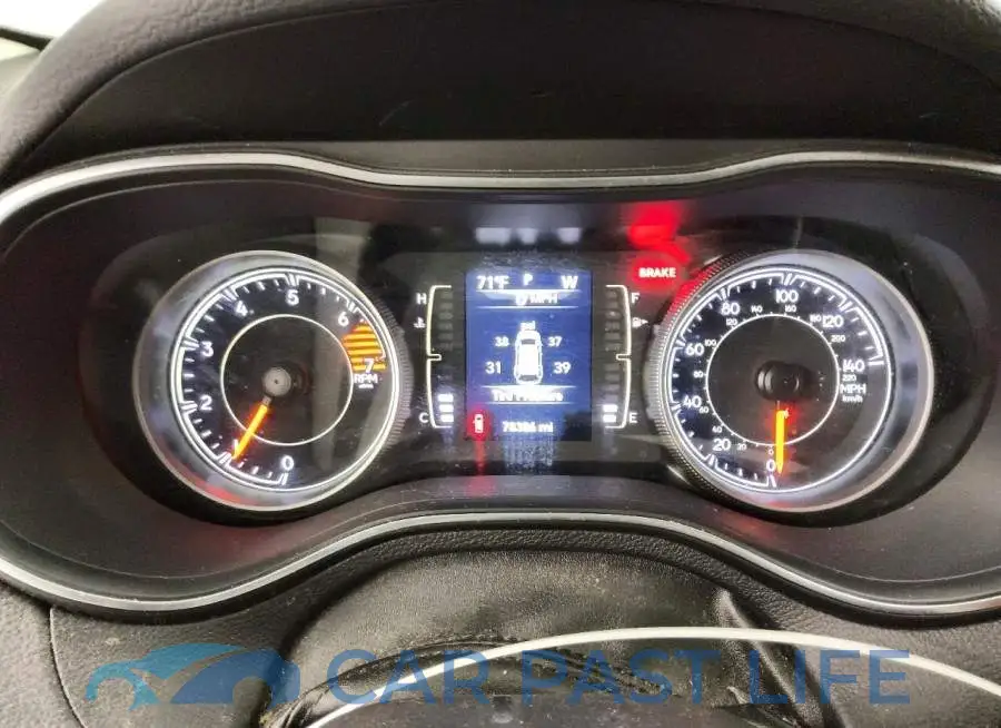1C4PJLCB8LD561618# 9
