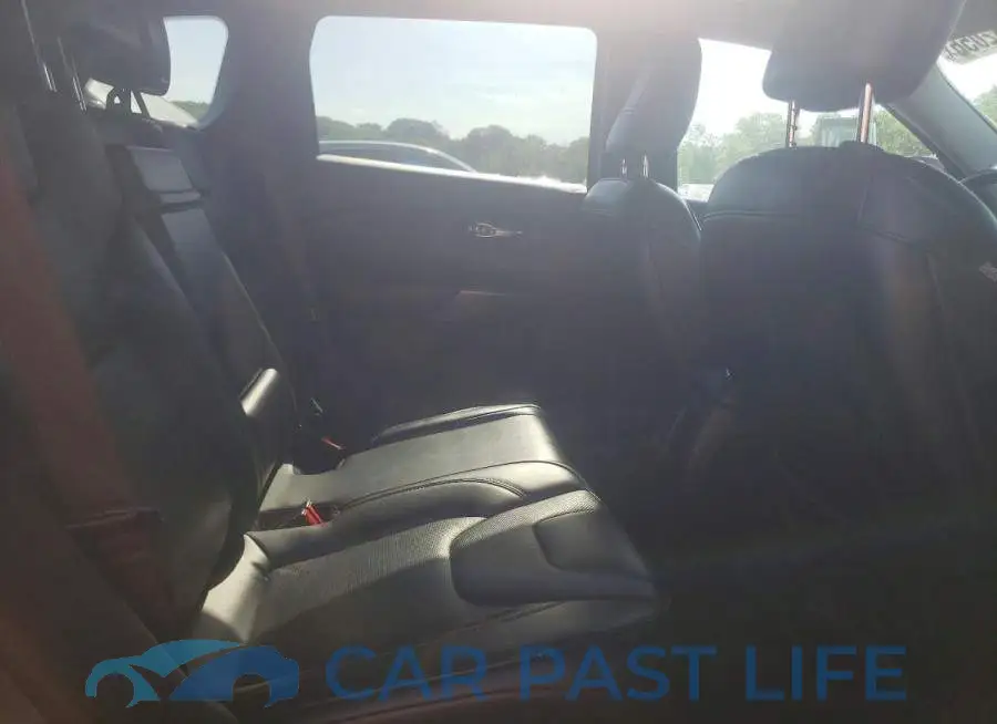 1C4PJMDX3KD282074# 11