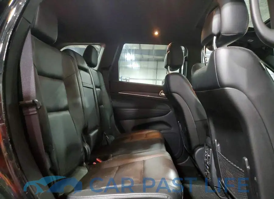 1C4RJFBG2NC123158# 11