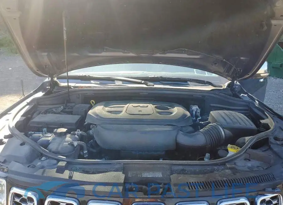 1C4RJFCG2LC209887# 12