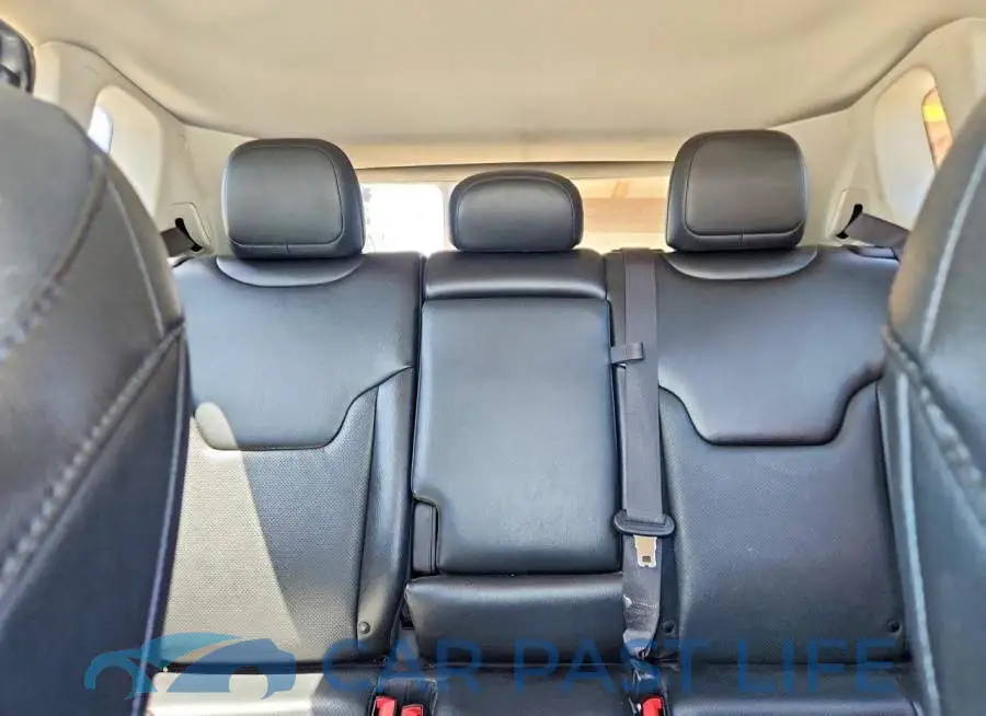 3C4NJCCB8LT187318# 10