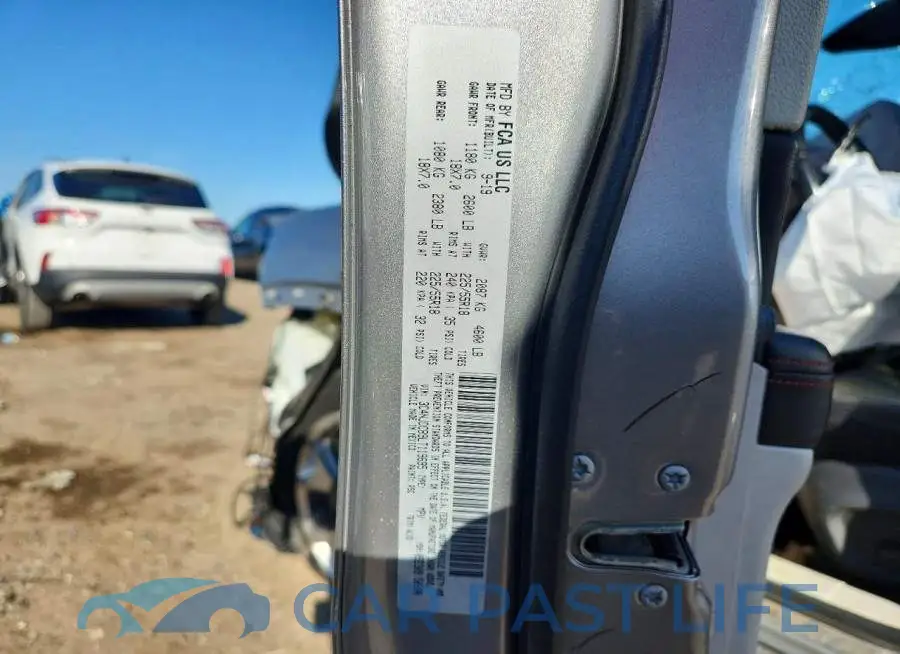 3C4NJDCB9LT119695# 13