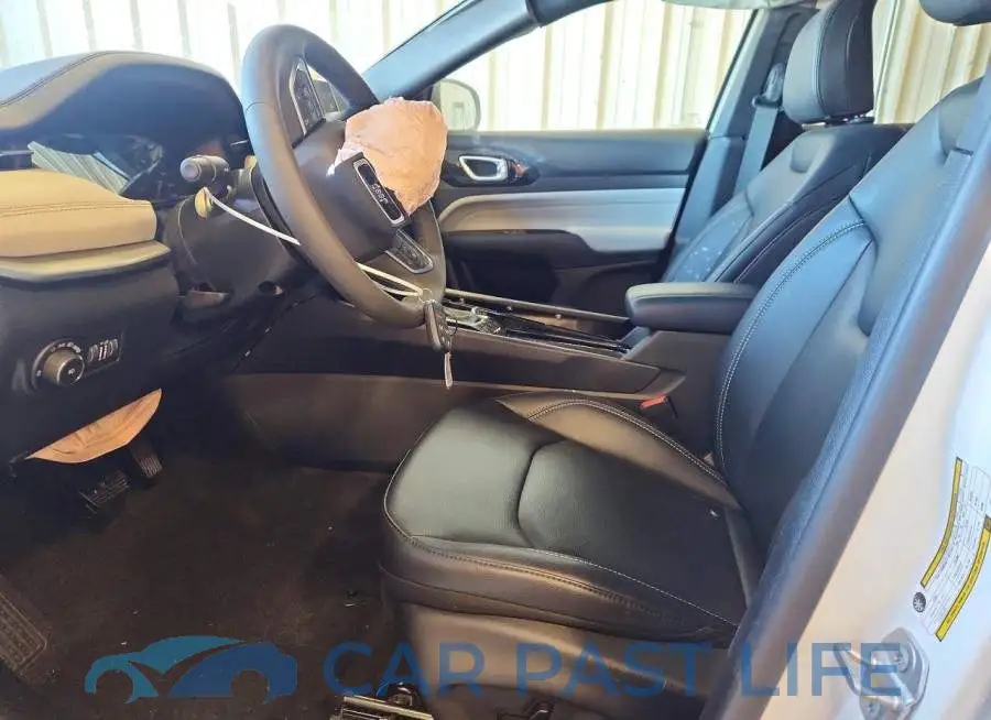 3C4NJDCN3TT234707# 7