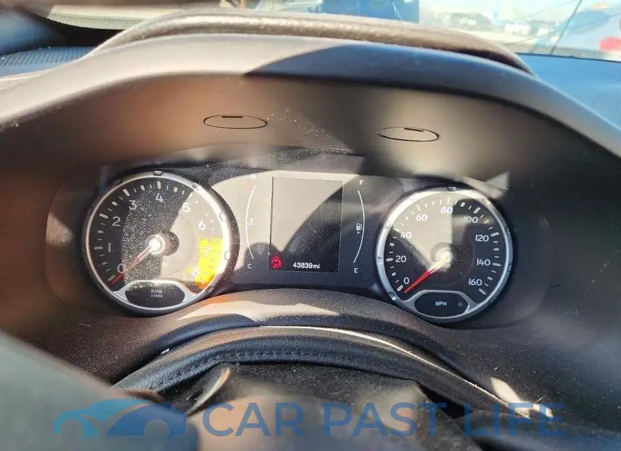 ZACCJBAB6JPJ18245# 9