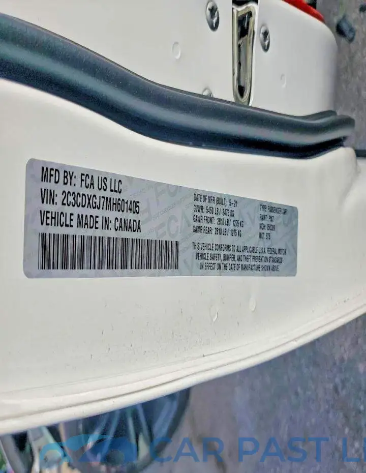 2C3CDXGJ7MH601405# 13