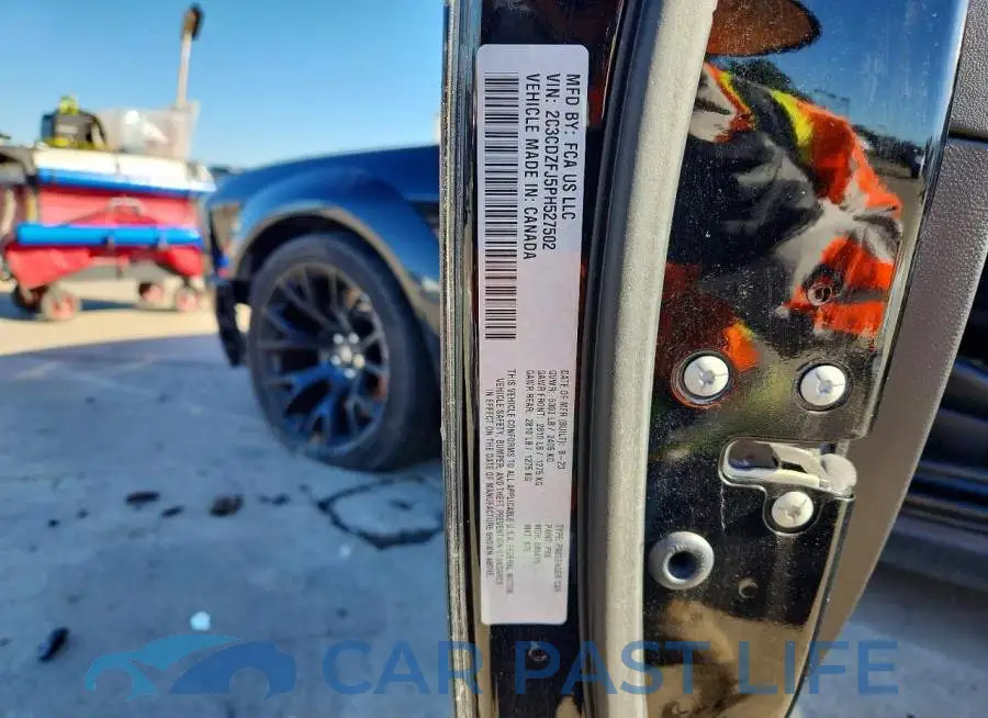 2C3CDZFJ5PH527502# 12