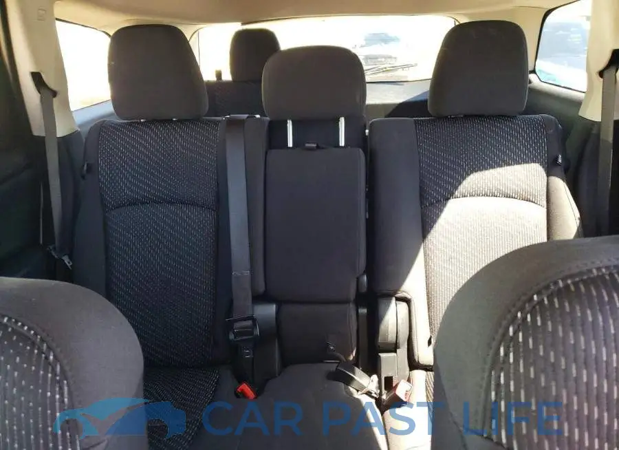 3C4PDCAB8HT683486# 10