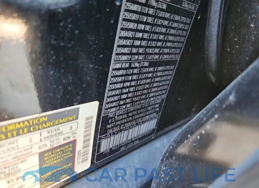 SALYL2RX8JA723329# 13