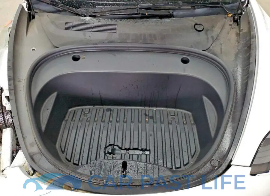 5YJ3E1EA4PF510837# 11