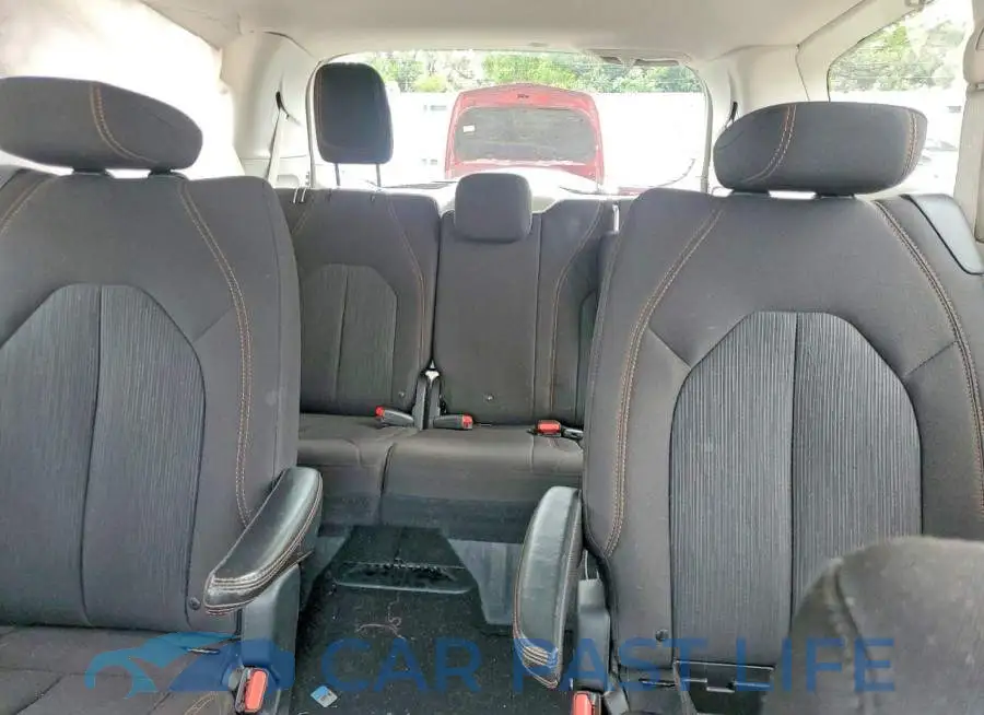 2C4RC1DG1HR531740# 10