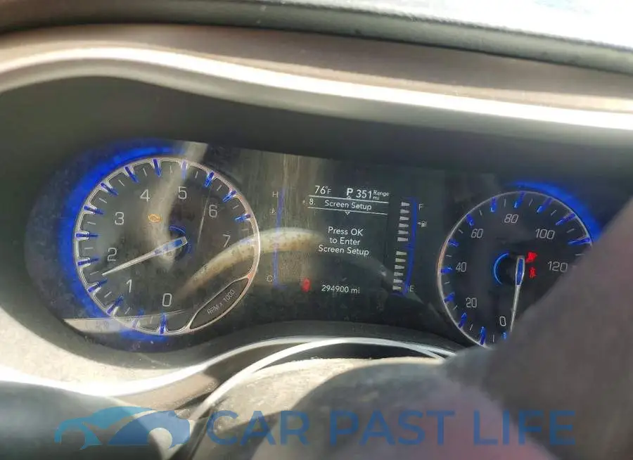 2C4RC1DGXLR148260# 9