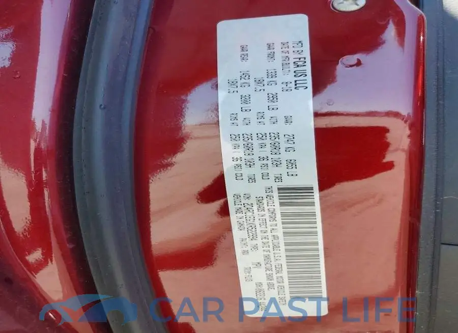 2C4RC1EG1KR522994# 14