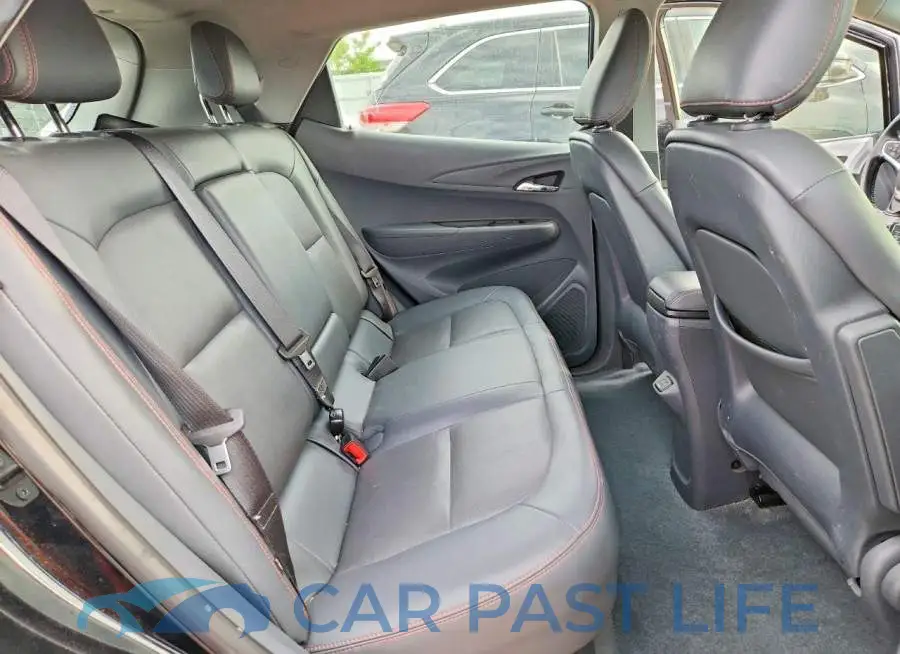 1G1FZ6S01K4102623# 10