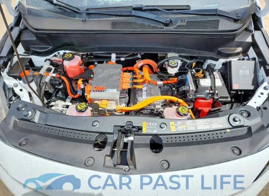 1G1FZ6S04P4115373# 11