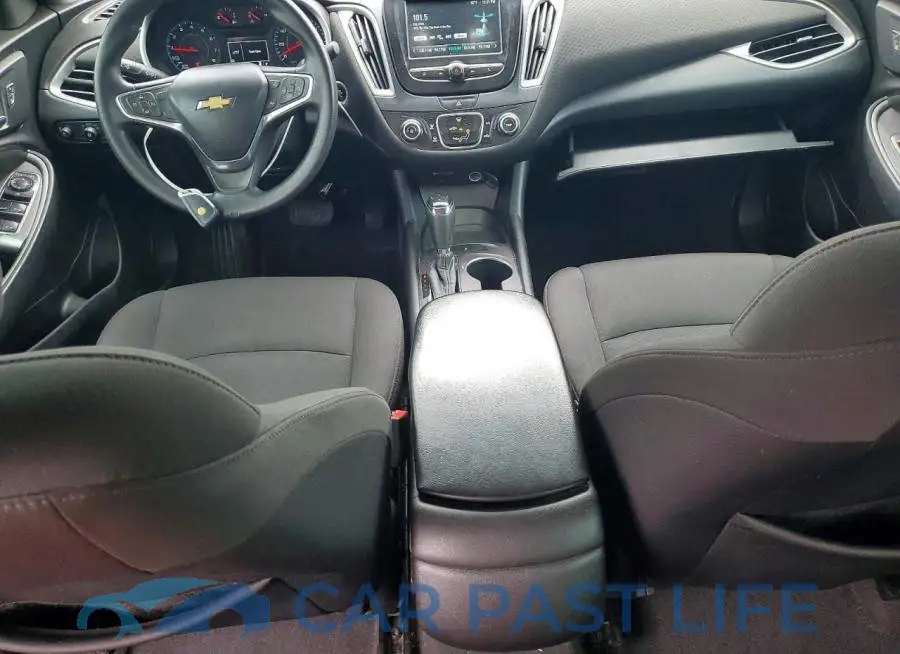 1G1ZB5ST1JF209695# 8