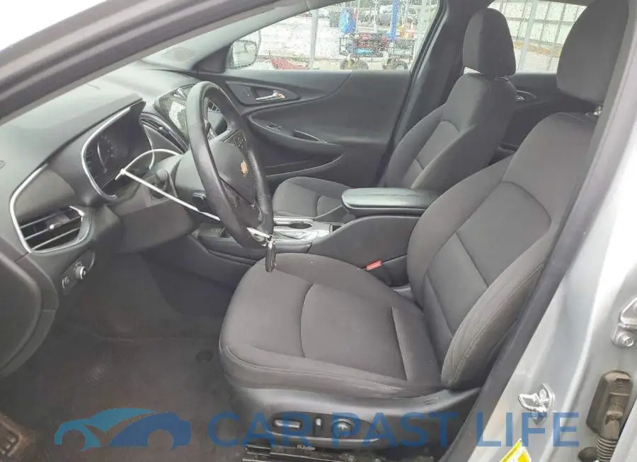 1G1ZD5ST0JF115317# 7